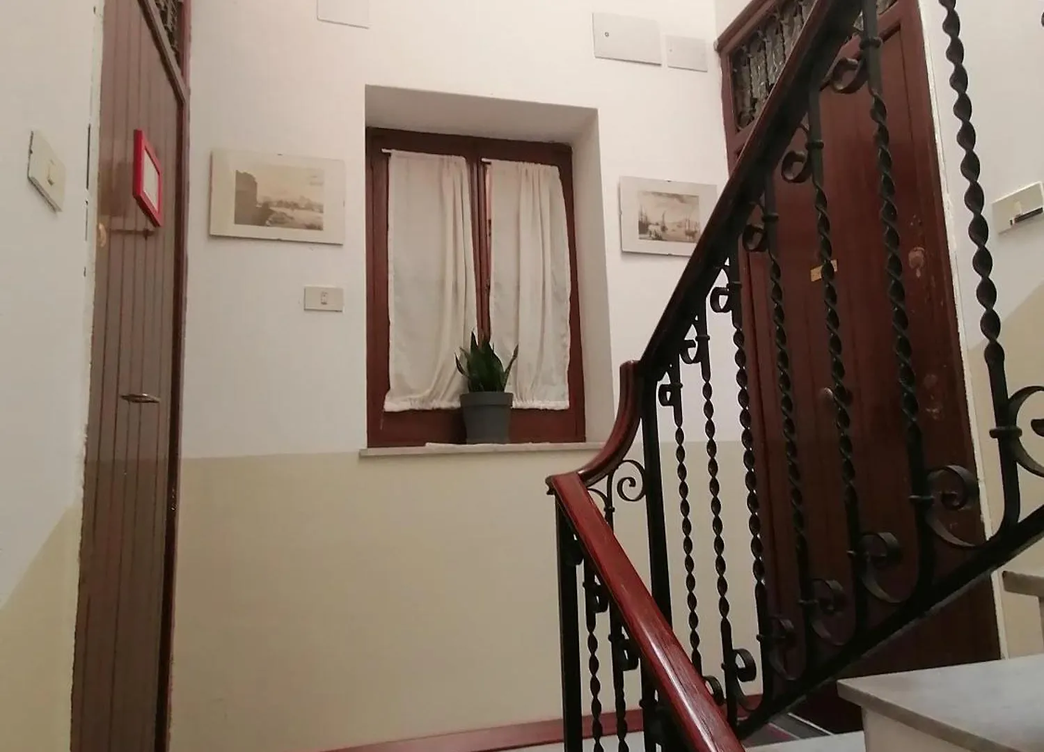Azizo, La Gialla Palermo 0*,  İtalya