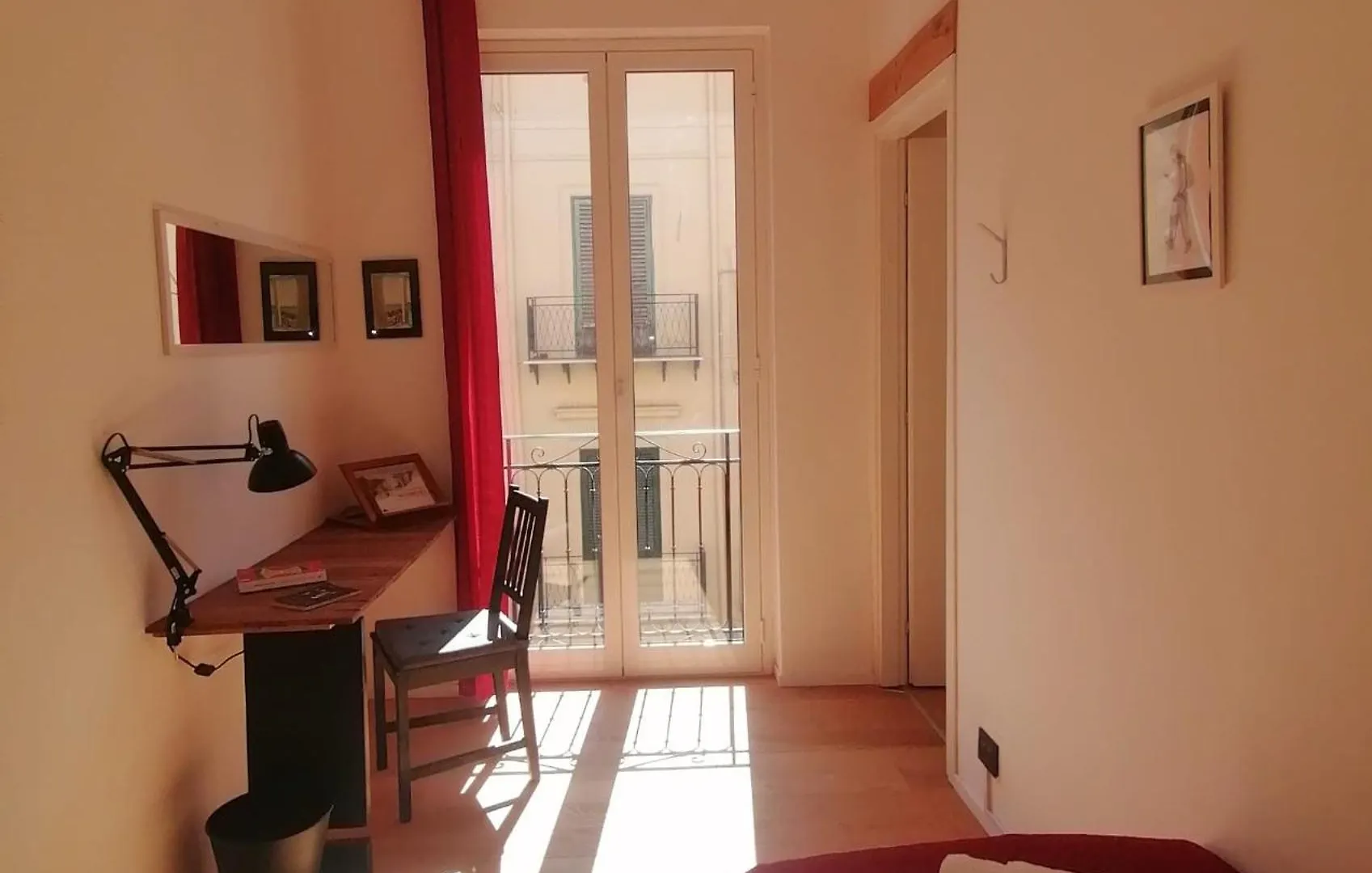 Azizo, La Gialla Palermo Italy