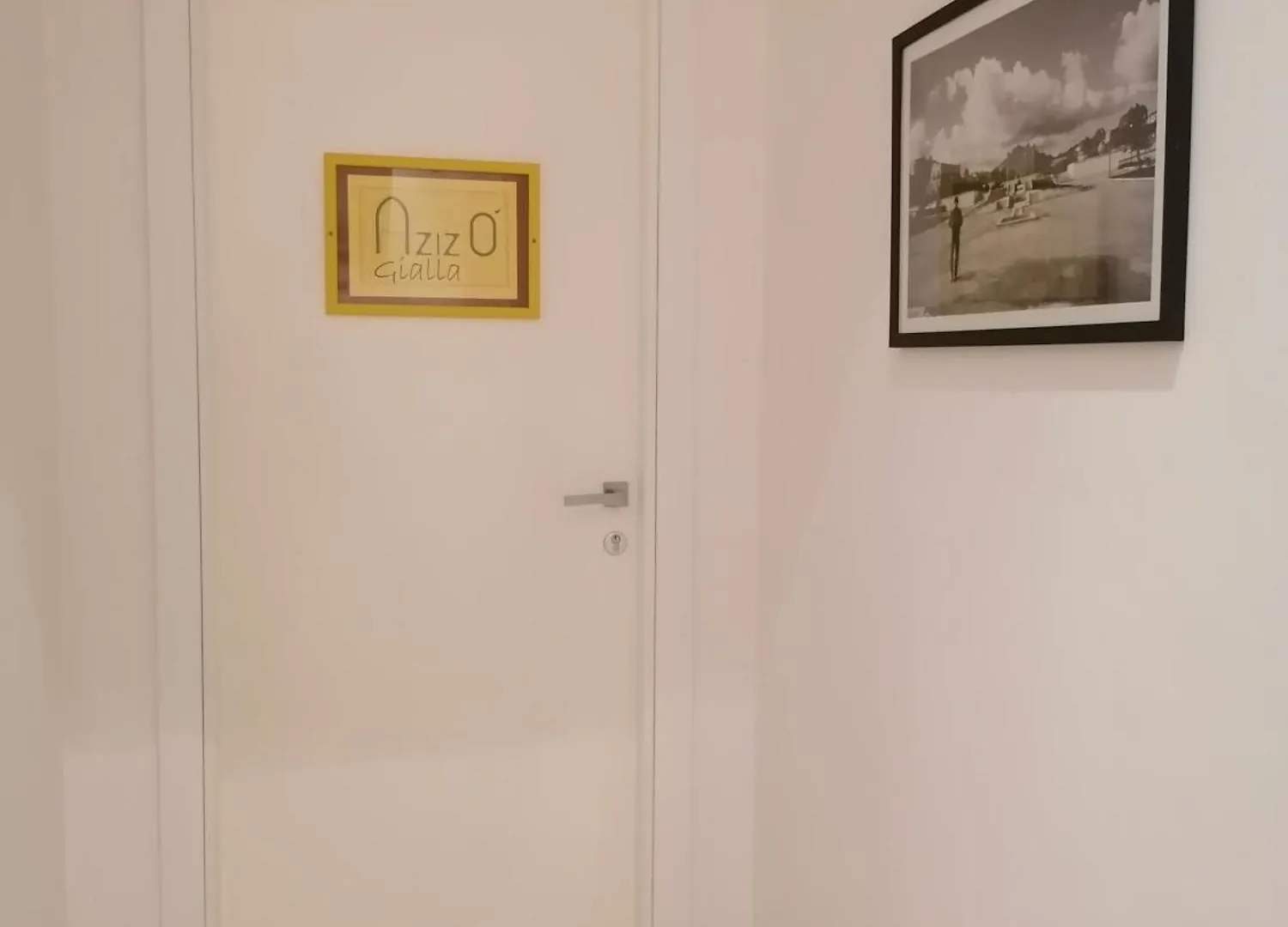 Apartment Azizo, La Gialla Palermo Italy